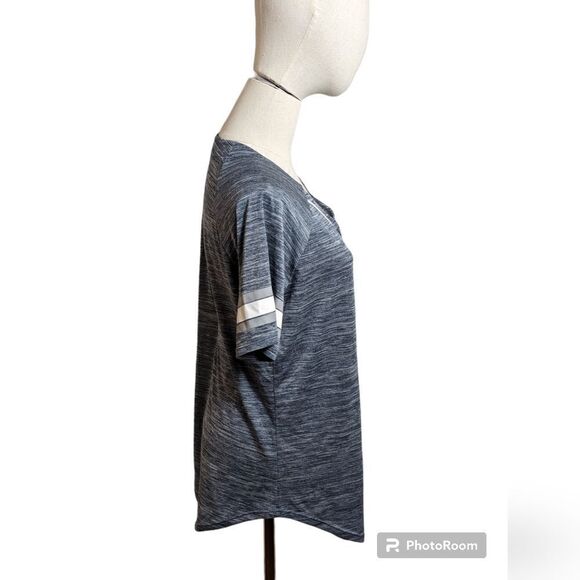 MLB New York Yankees Stretch Tee - Picture 5 of 7